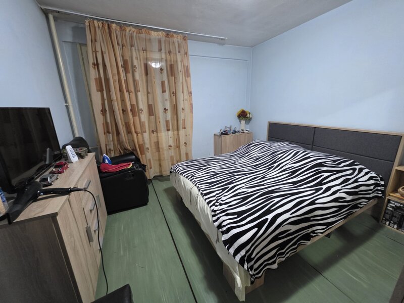 1 Decembrie 1918, intersectie Postavarul, 15 minute metrou, la Auchan